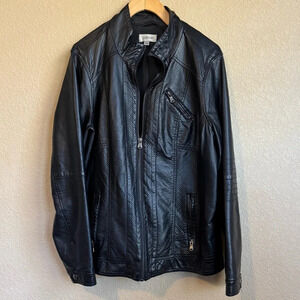 Avenue 14-16 Pleather Moto Style Black Soft Lots of Zippers and pockets